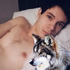 Meet your Posher, Justin